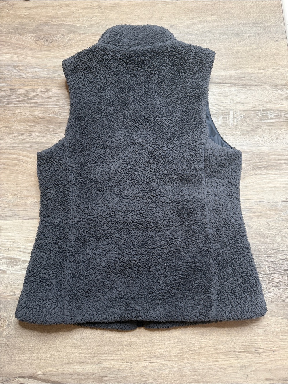 Women’s Patagonia Charcoal Sherpa Fleece Vest - Full Zip Size Small - Picture 8 of 8